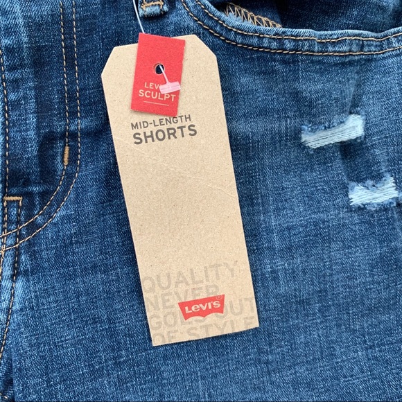 Levi’s Distressed Mid Length Denim Jean Short 27 NWT - Picture 5 of 9